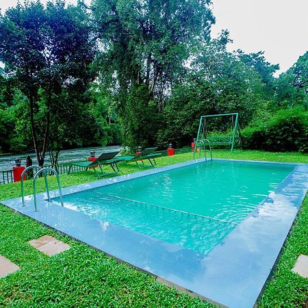 Falcon Riverview Resorts Kuttampuzha Exterior foto