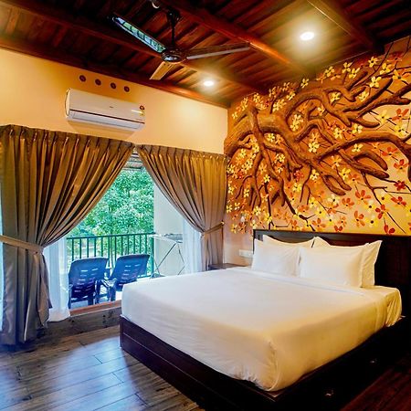 Falcon Riverview Resorts Kuttampuzha Exterior foto