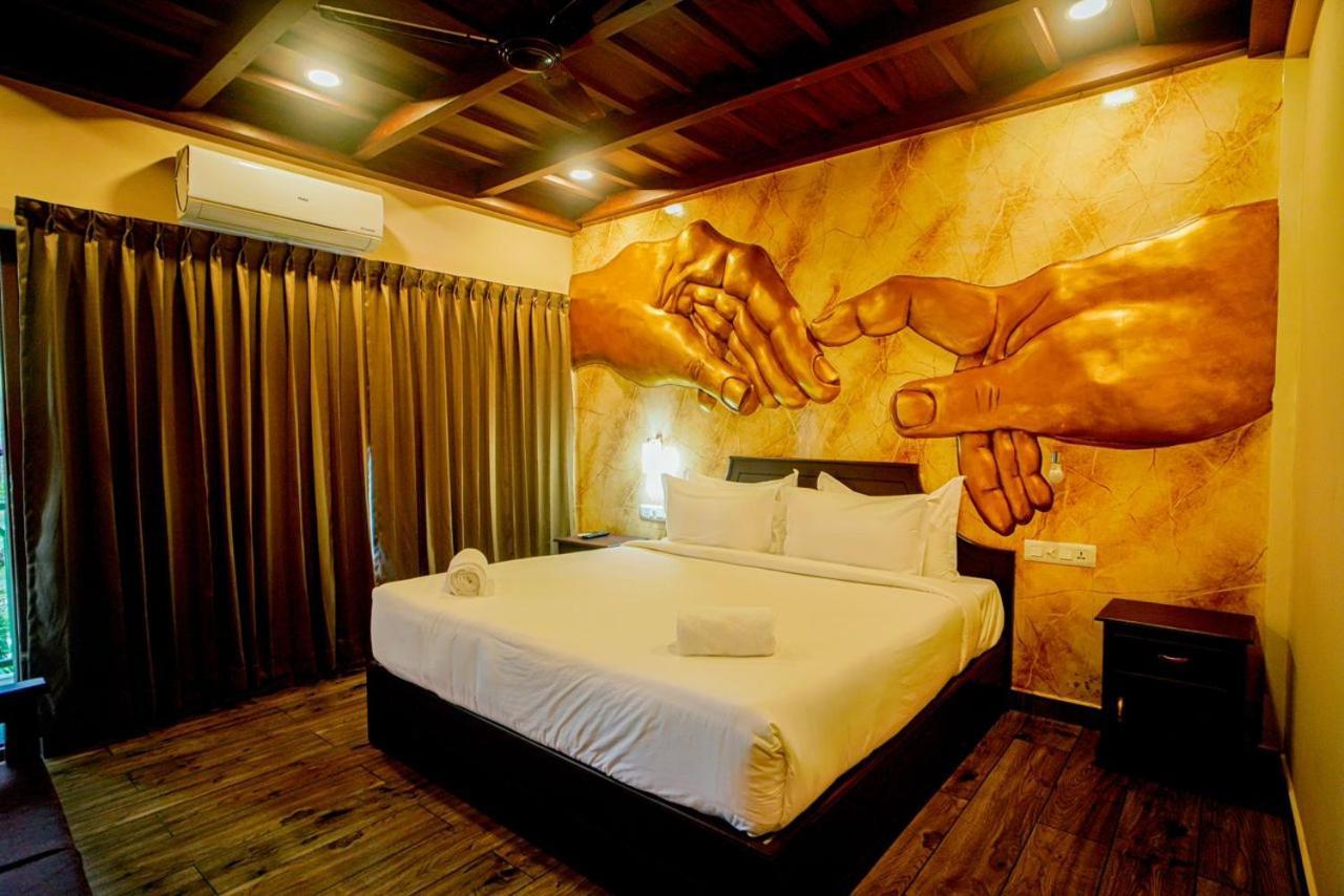 Falcon Riverview Resorts Kuttampuzha Exterior foto