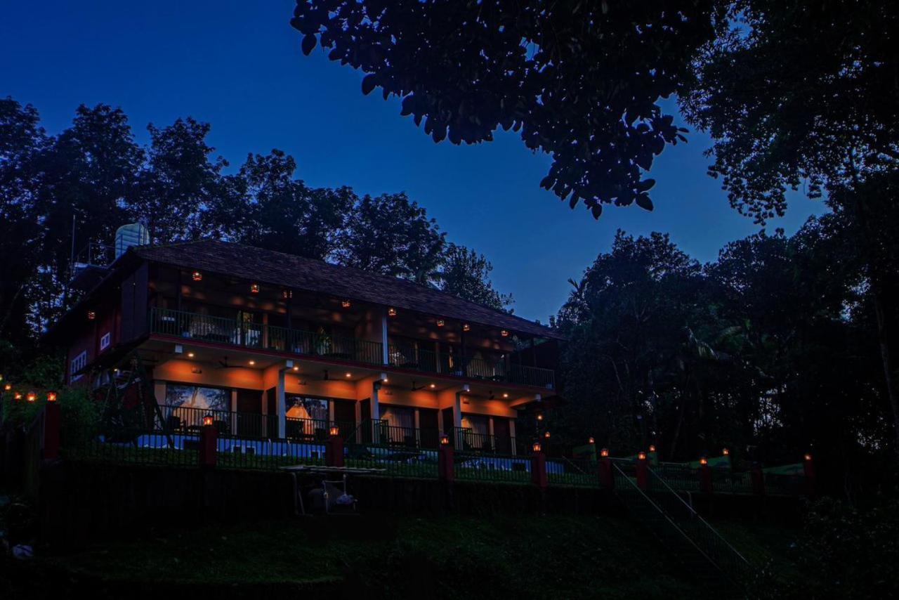 Falcon Riverview Resorts Kuttampuzha Exterior foto