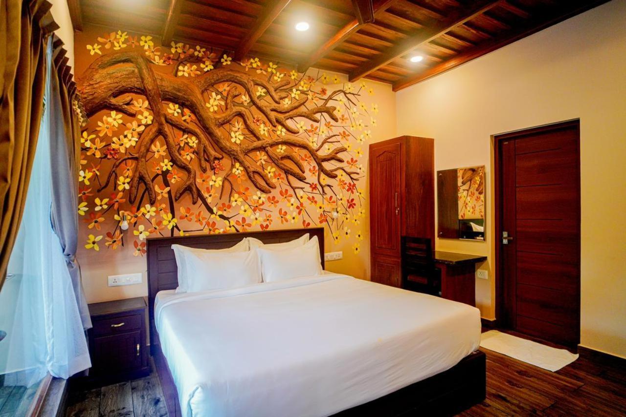Falcon Riverview Resorts Kuttampuzha Exterior foto