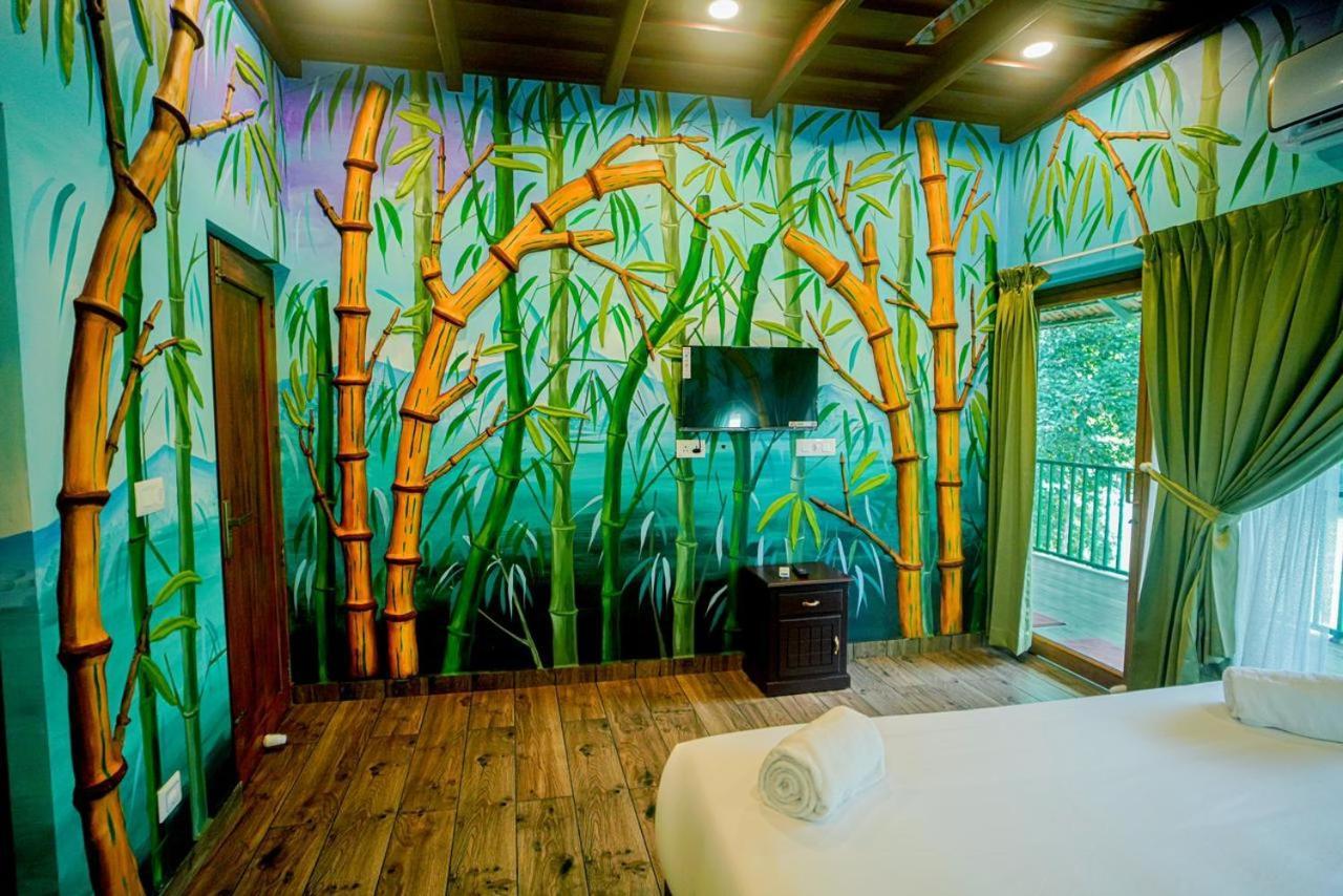 Falcon Riverview Resorts Kuttampuzha Exterior foto